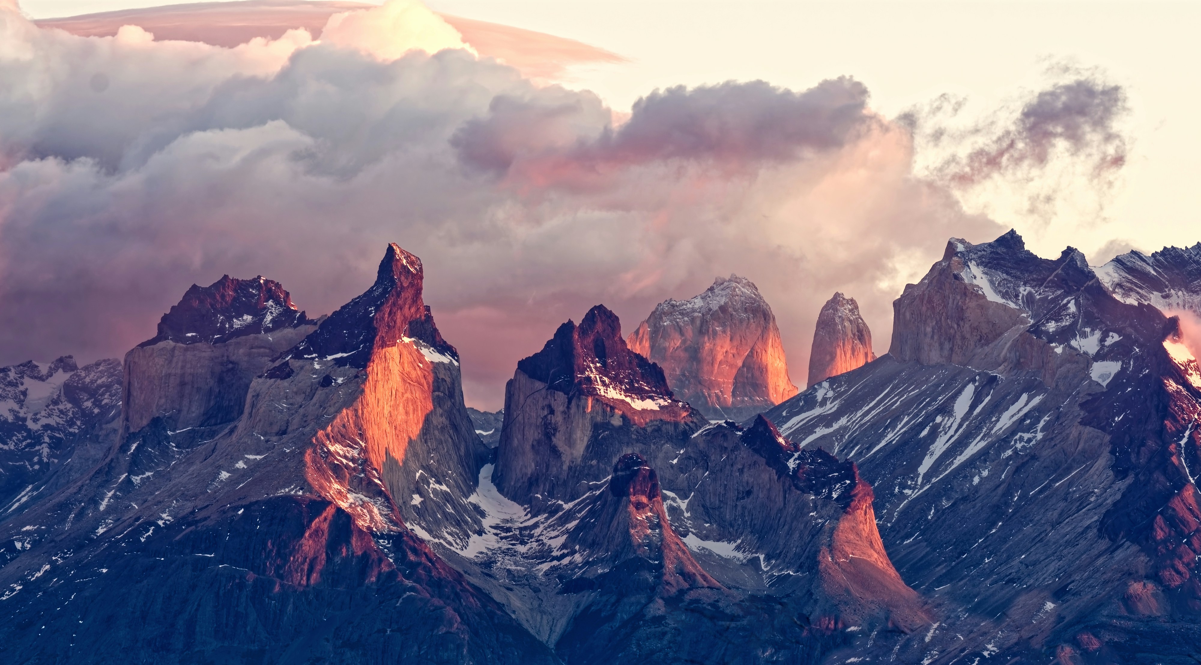 注解@Autowired和@Resource和private final注入三者有什么区别